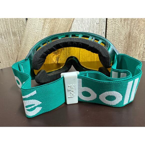 Bolle Ski Goggles Green Adjustable Elastic Strap With Yellow Shield - Picture 3 of 9